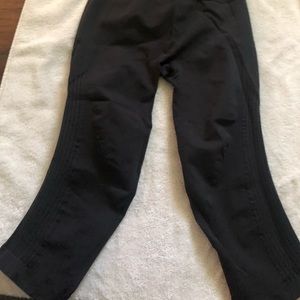In the flow crop legging lululemon